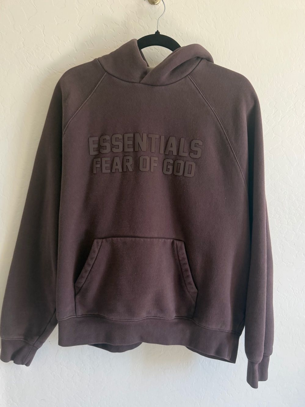 Fear of God Essentials BrownFront Logo Pullover Hoodie S